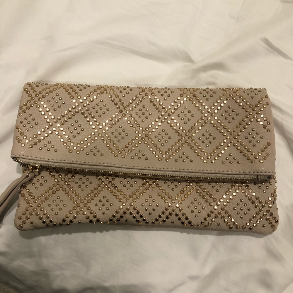 Lulus beige clutch